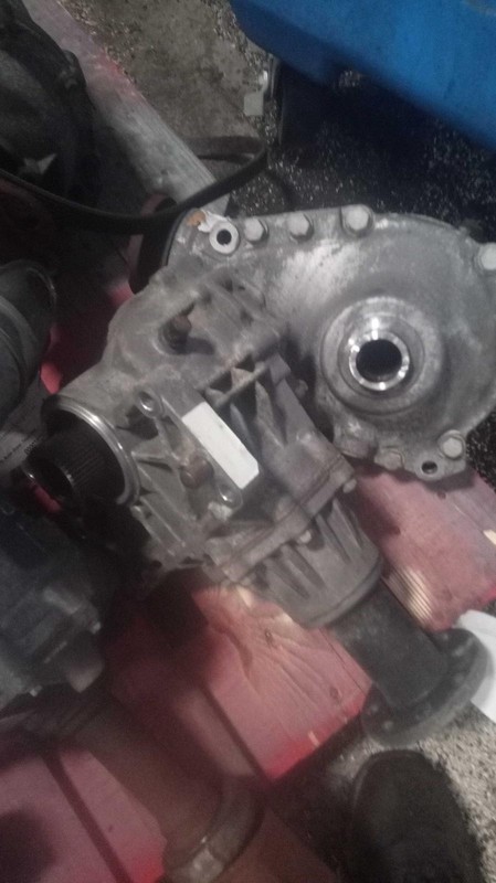 2017 Hyundai Tucson Transfer Case Assembly 4WD OEM 91K Miles - Black