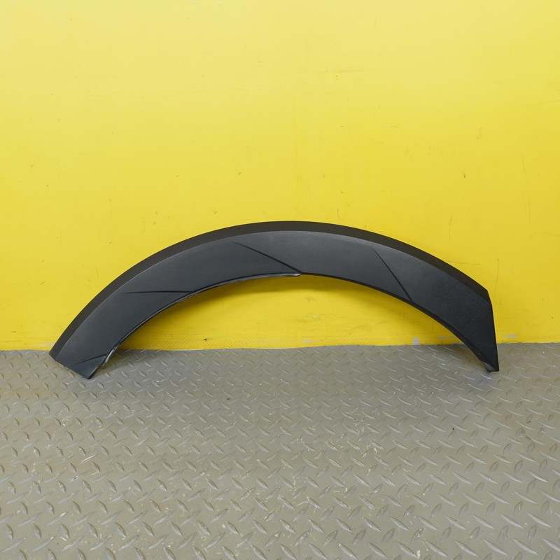 2022-2024 HYUNDAI IONIQ 5 RIGHT REAR QUARTER WHEEL ARCH MOLDING OEM 87742GI100