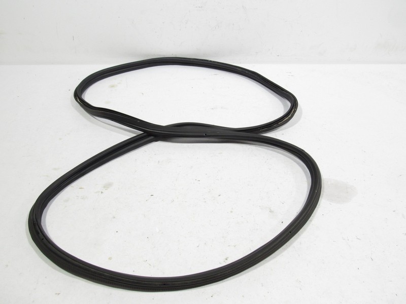 15-19 Land Rover Discovery Sport 2018 Rear Trunk Hatch Seal Weather Strip |