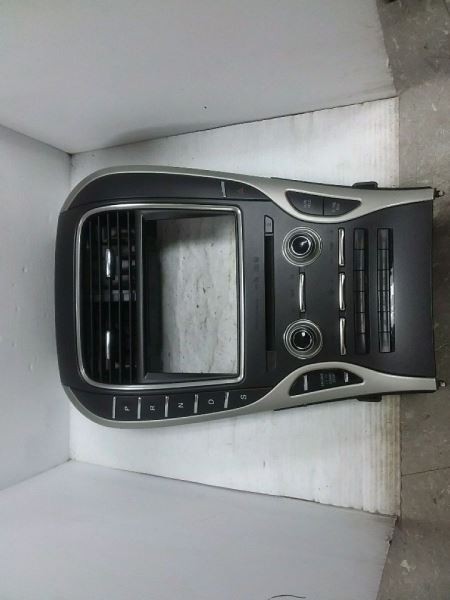 Radio And Temperature Control Panel Heated Seats Fits 17-18 Lincoln MKX 1388795