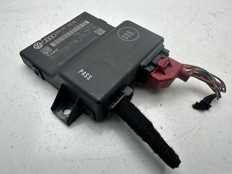 2012-2017 Audi A5 Interface Gateway Control Module OEM 8R0907468-AE