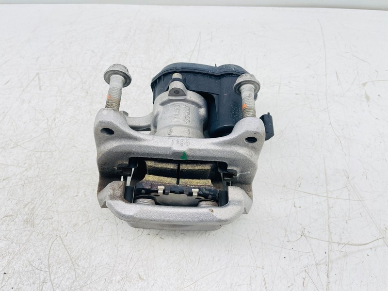 2018-2020 BUICK REGAL REAR RIGHT PASSENGER SIDE BRAKE CALIPER OEM