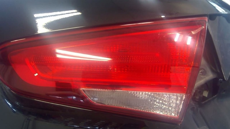 Passenger Tail Light Incandescent Sedan Decklid Mounted Fits 17-18 FORTE 3552371