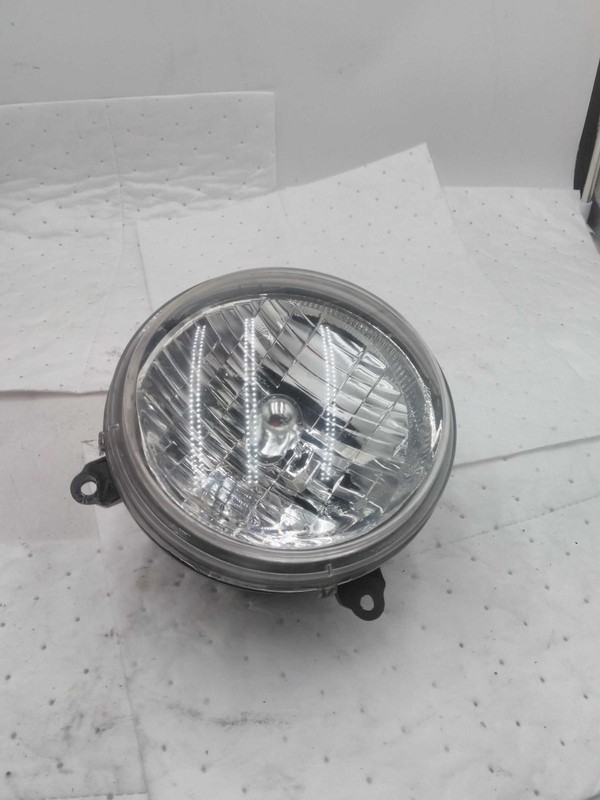Used Left Headlight Assembly fits: 2003 Jeep Liberty Left Grade C