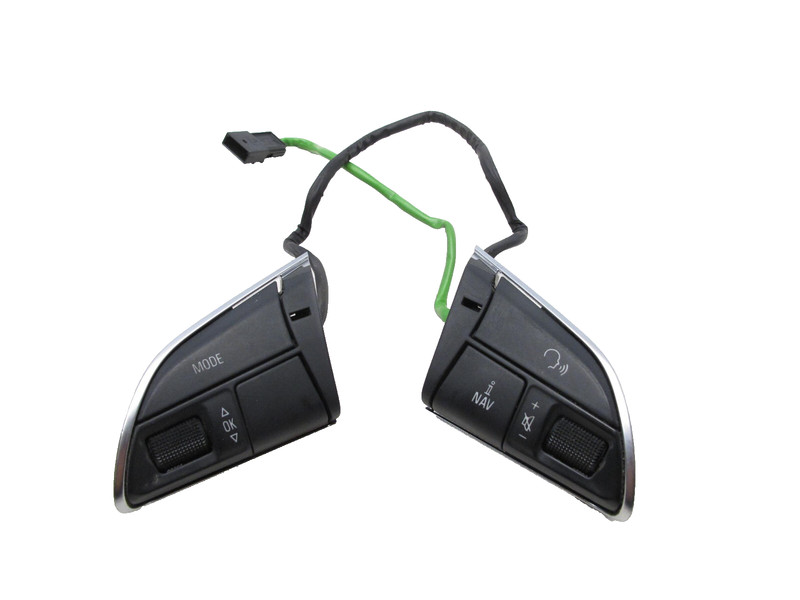 13-16 AUDI B8 A4 S4 Q7 STEERING WHEEL SWITCH BUTTONS MULTIFUNCTION OEM 013024B