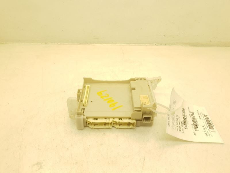 12 TOYOTA YARIS LE 1.5L CABIN FUSE BOX 1NZFE 82730-52M60-B
