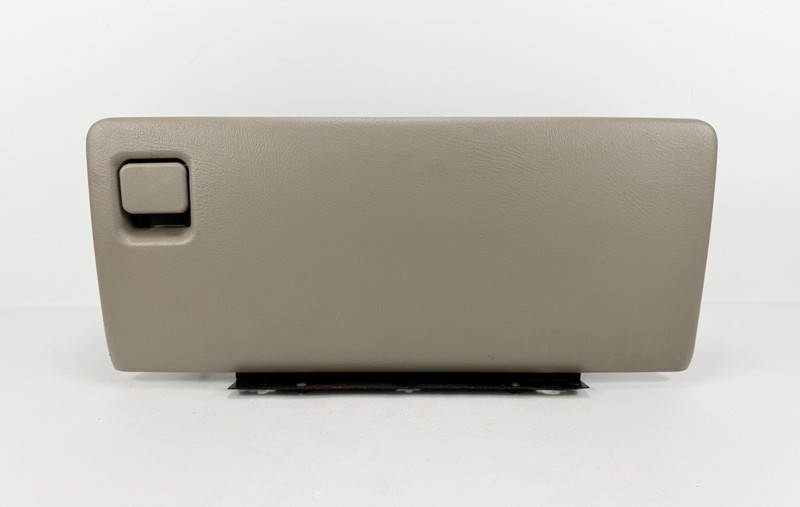 2003-2006 Chevy Silverado Glove Box Door Assembly Beige Color 522 OEM
