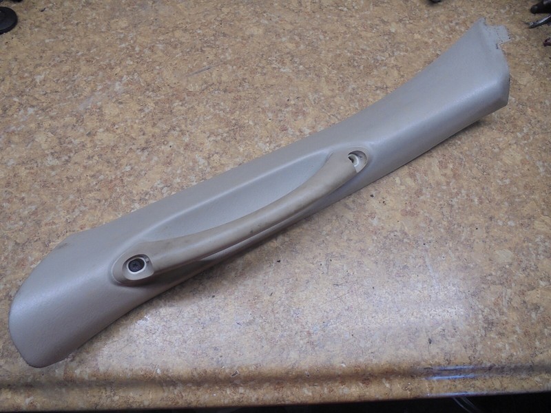 2003 Jeep Liberty Sport 3.7L 3.7 A Pillar Cover Panel Grab Bar Left Driver Trim