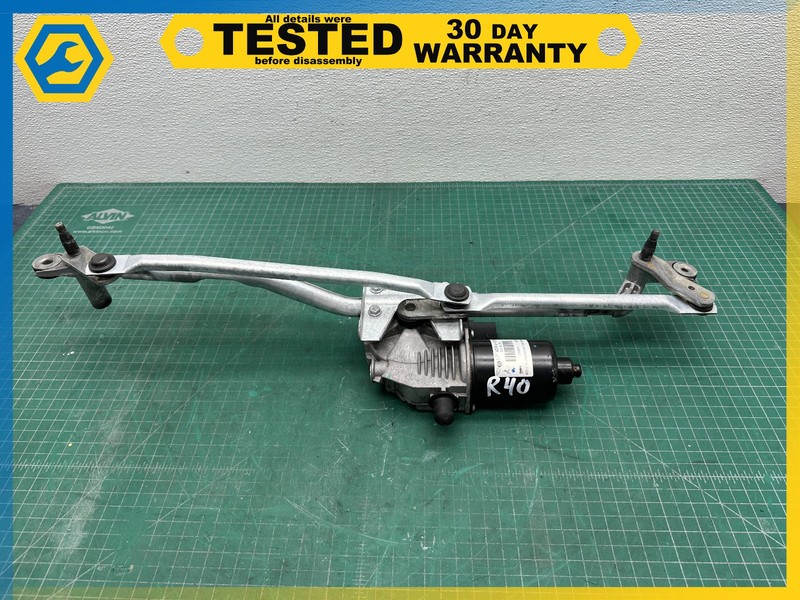06-12 BENTLEY Flying Spur WINDSHIELD WIPER TRANSMISSION LINKAGE W/ MOTOR OEM
