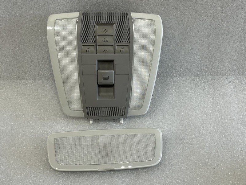 2010-2013 MERCEDES E350 E550 C207 COUPE ROOF CONSOLE WITH DOME LIGHT GRAY