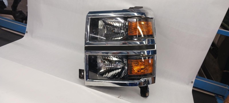 14-'15 CHEVROLET SILVERADO 1500 Left Driver Headlight Headlamp OEM Grade B