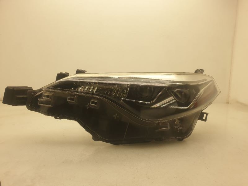 14-16 TOYOTA COROLLA DRIVER SIDE FRONT LEFT HEADLIGHT ASSEMBLY