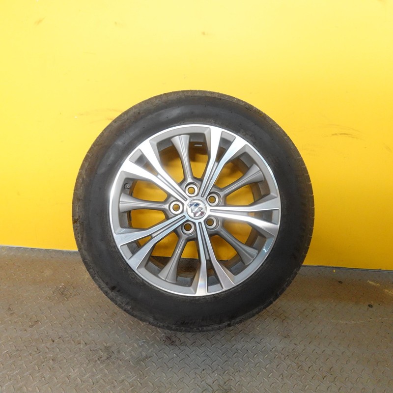 2022-2023 BUICK ENVISION 18X8 10 SPOKE WHEEL RIM W TIRE OEM 84758455