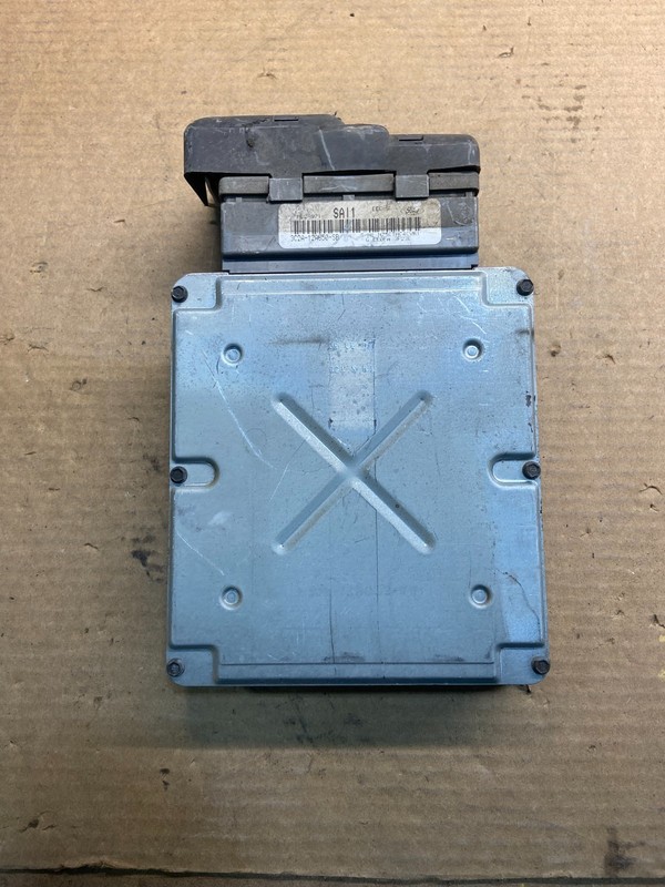 2002 Ford E-Series Van 4.2L Engine Control Module 3c2a-12a650-sb aa0647 DG