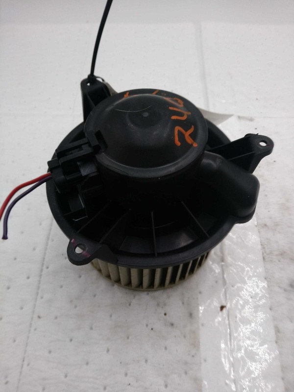 2005 Chevrolet Equinox HVAC Blower Motor OEM 15788056 Used 66K Miles