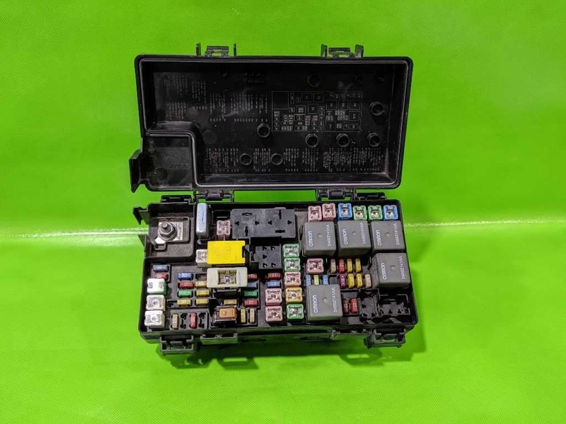 09 JOURNEY MULTIFUNCTION TIPC POWER CONTROL MODULE W/FUSE BOX OEM 4471-5