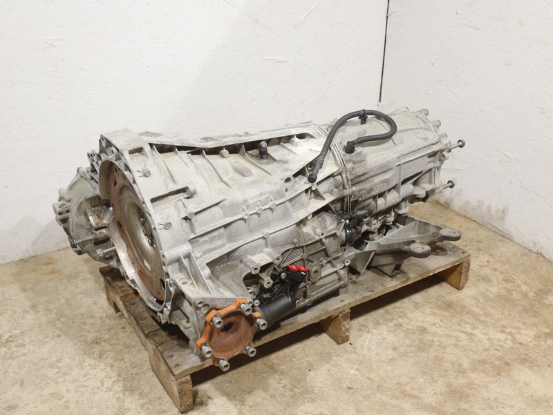 17-18 Porsche Macan Base 2.0L AWD Automatic Transmission Gearbox OEM 0B5301383L