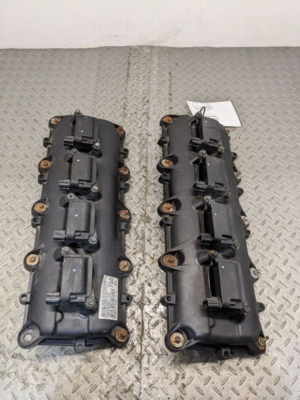 2006-2026 Dodge Ram 1500 2500 3500 5.7L 6.4L V8 Engine Pair of Valve Covers OEM