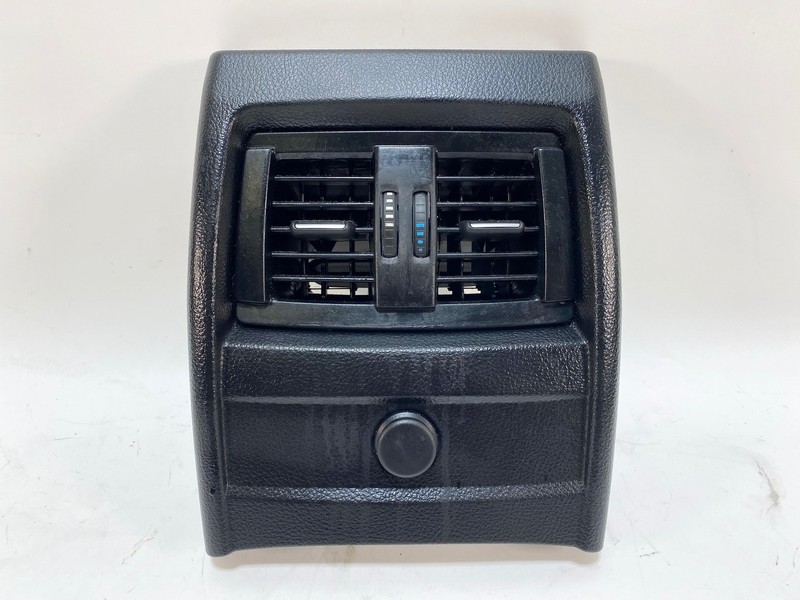 12-18 BMW SERIES 3 328i F30 REAR CENTER CONSOLE TRIM COVER PANEL W/ AIR VENT OEM