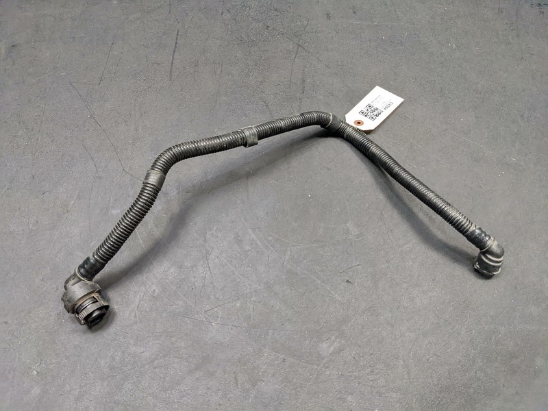Engine Crankcase PCV Ventilation Hose Pipe 2018 Chevrolet Trax 25193343 11-2021