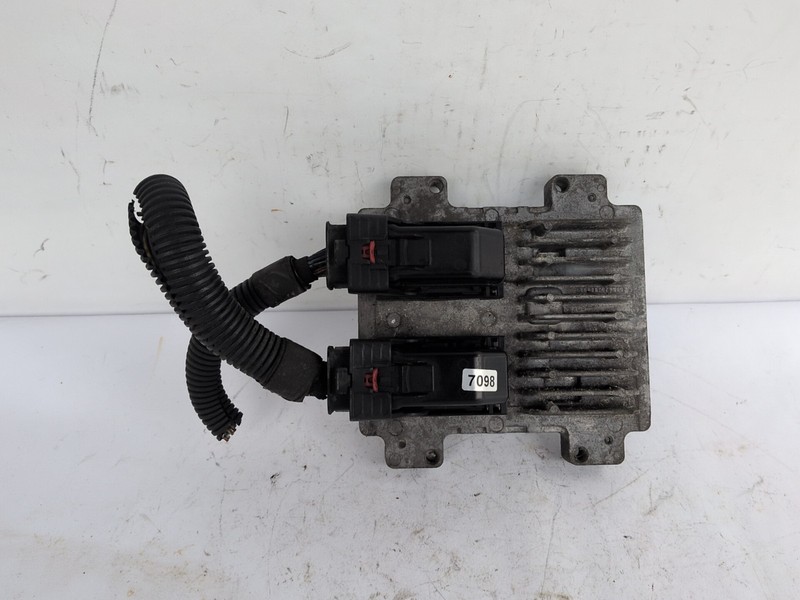 2008 Chevrolet HHR Engine Computer ECM PCM ECU 12618031 Requires Programming