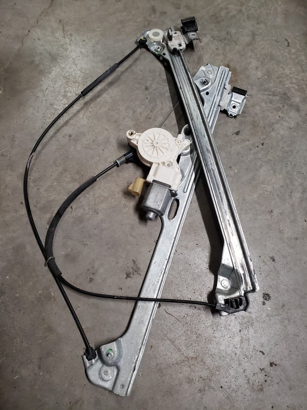 For Cadillac Escalade Chevrolet GMC Power Window Regulator Front Left w/ Motor
