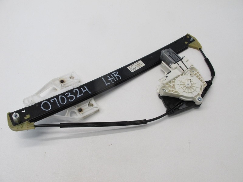09-17 AUDI 8R Q5 SQ5 WINDOW REGULATOR MOTOR LEFT DRIVER REAR OEM 070324