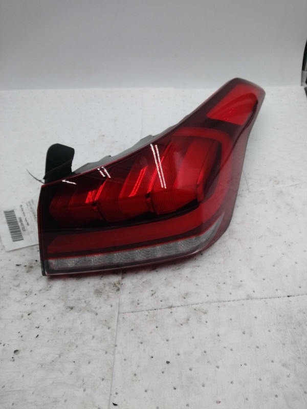 2018 Genesis G80 Right Silver Tail Light Assembly OEM 7887189 79K Miles