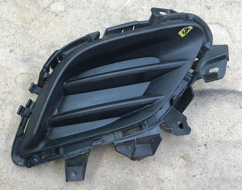 2014 - 2016 MAZDA 6 RIGHT FOG LIGHT COVER BEZEL