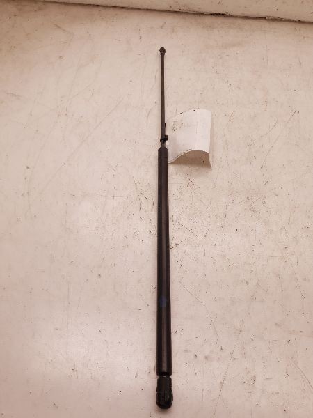 02 03 04 05 06 Toyota Camry Hood Strut