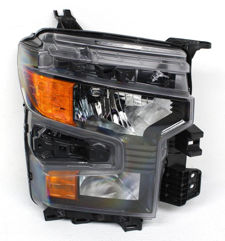 OEM Right Passenger Side Halogen Headlamp For Chevy Silverado 1500 Missing Tab