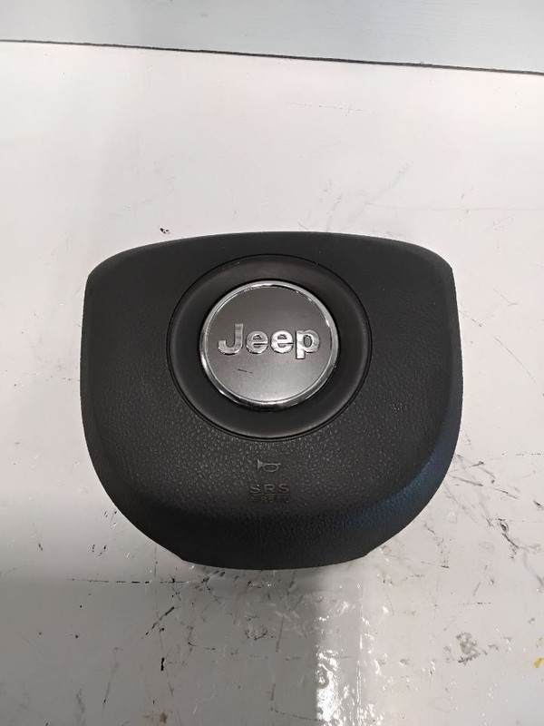 2016-2018 Jeep Grand Cherokee Driver Steering Wheel Air Bag