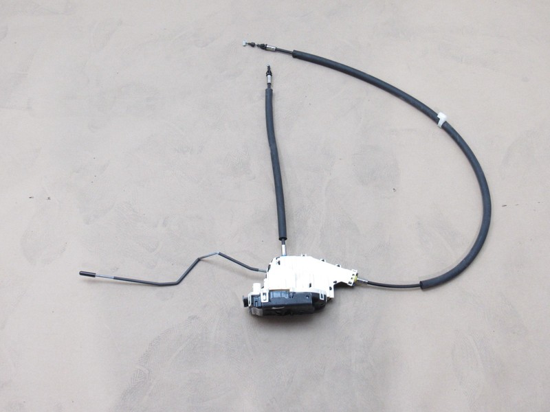 Maserati Levante 2017 Front Right Passenger Door Lock Latch Actuator 16-24 *