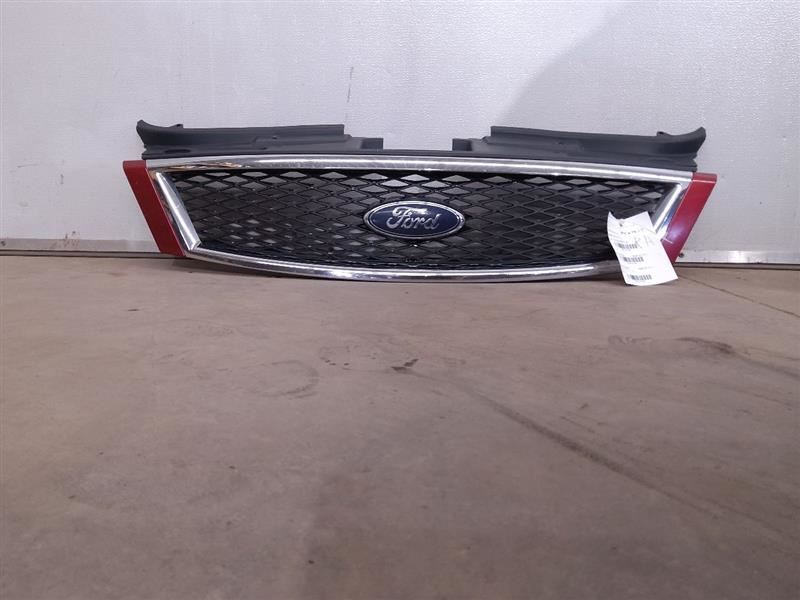 Grille Chrome Surround With Painted Ends Fits 05-06 FIVE HUNDRED 270249