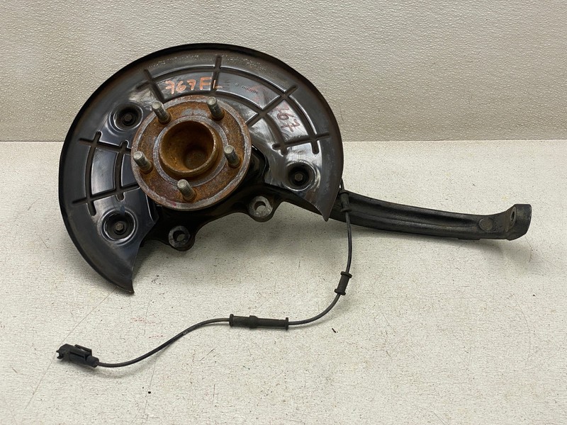 12-23 DODGE CHALLEGNGER SXT FRONT LEFT DRIVER SIDE SPINDLE KNUCKLE OEM LOT767
