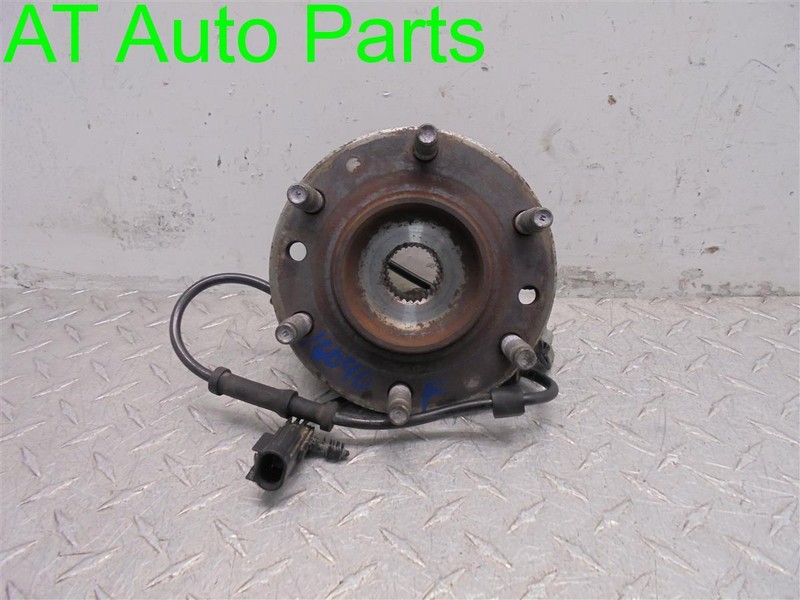 02-09 TRAILBLAZER EXT ENVOY XL XUV RAINIER FRONT HUB WITH SENSOR OEM 15130858