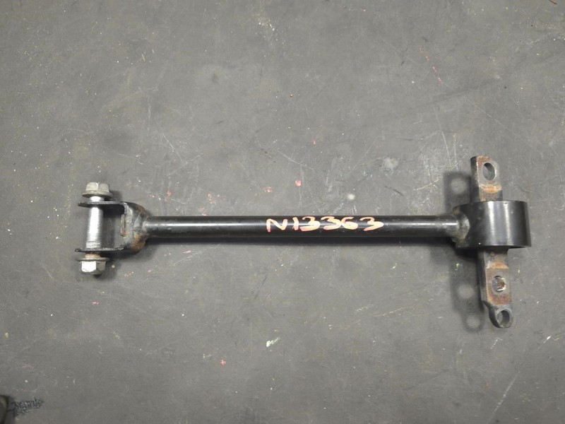 Rear Right Trailing Lower Control Arm AWD 2025 Nissan Kicks 55110-7LH0A 2026