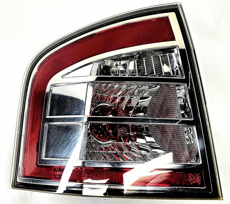 2007-2010 Ford Edge Left Driver Side LH Tail Light Lamp OEM Scratches