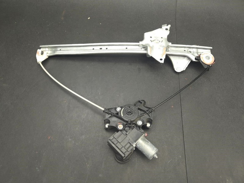 Front Right Door Window Regulator w/ Motor 2023 Toyota RAV4 85710-0R010 19 - 25
