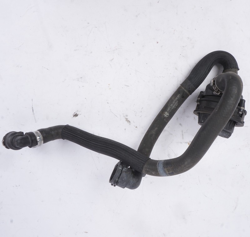 2017 - 2025 ALFA ROMEO GIULIA 2.0L WATER PUMP COOLANT HOSE PIPE 50553231 OEM
