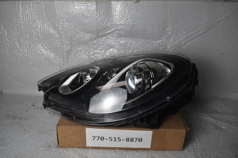 PORSCHE MACAN LEFT SIDE HEADLIGHT 2015-2018 OEM 95B 941 031 CS