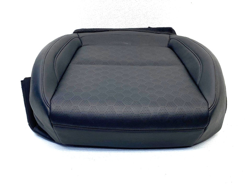 21-23 KIA SELTOS FRONT RIGHT PASSENGER SIDE LOWER SEAT CUSHION OEM #A0.65