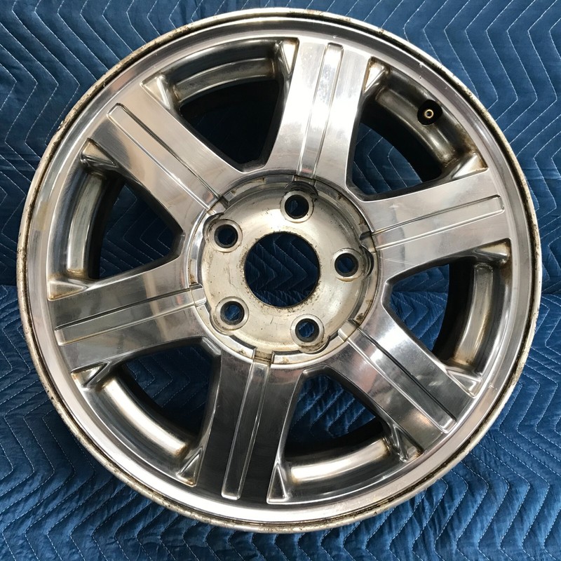 04-08 Chrysler Pacifica Used OEM Wheel 17x7.5 Factory 17" Rim MACHINED