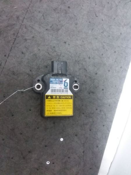 Yaw Rate Stability Control Module 2013 Toyota FJ Cruiser 89769-35051