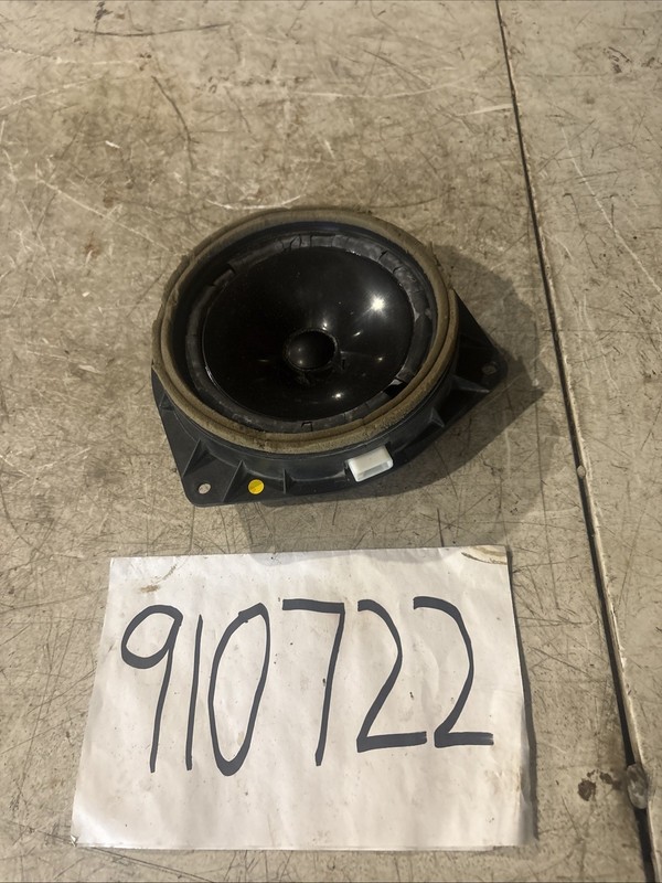 06-09 LEXUS RX330 RX350 RX400H REAR LEFT DOOR SPEAKER 86160-0E080