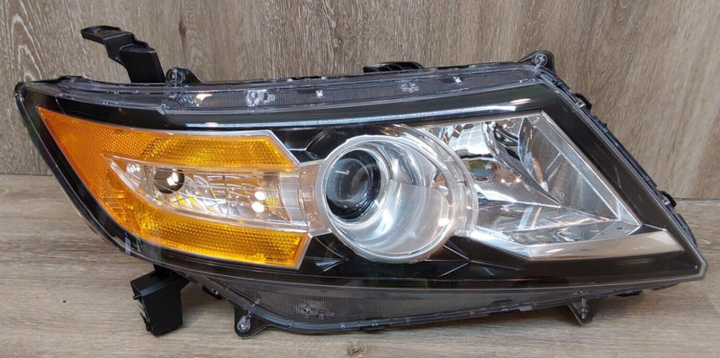 2011-12 HONDA ODYSSEY RH OEM HEADLAMP ASSY