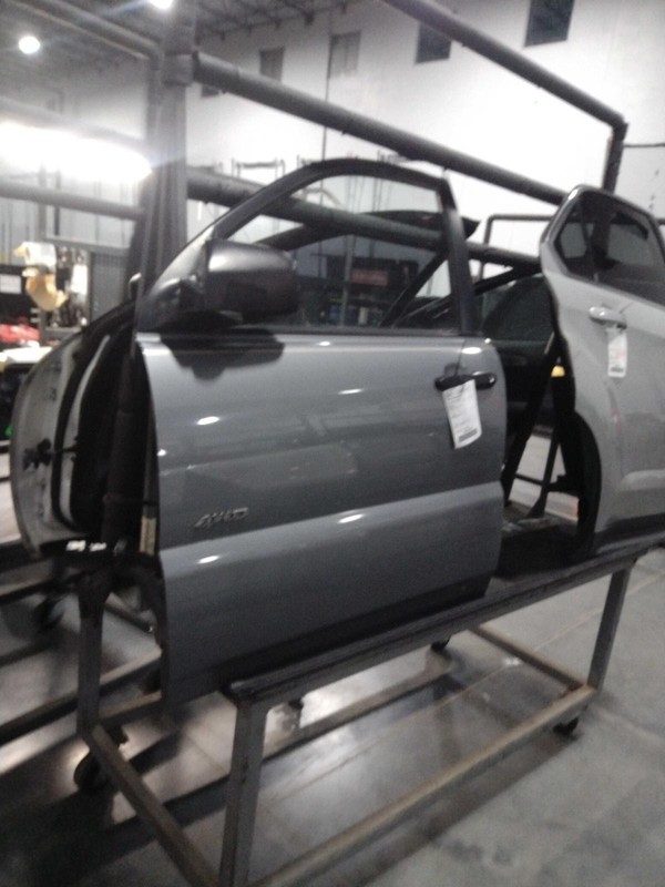 2008 Kia Sportage Left Front Door Silver 56361 Used 170k Miles OEM