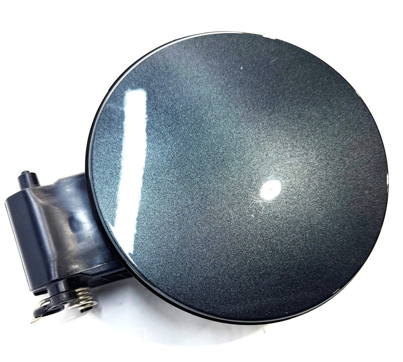 2019-2024 Chevy Blazer 2Lt Fuel Tank Door Lid With Housing Gray Ext139x OEM