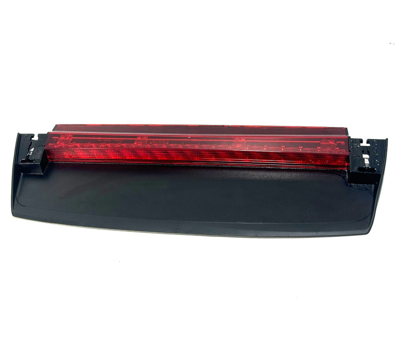 📌 2017 - 2025 AUDI S4 REAR CENTER HIGH MOUNT 3RD BRAKE STOP LIGHT LAMP OEM