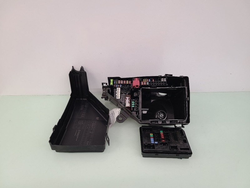Fuse Box Engine Fits 21-25 ROGUE 587810